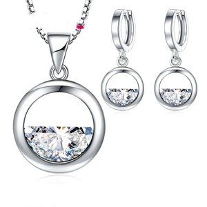 Beautiful ⭐4pc Bundle Sale⭐ Half Diamond Circle Pendant, Earrings & 18" Chain 🔗